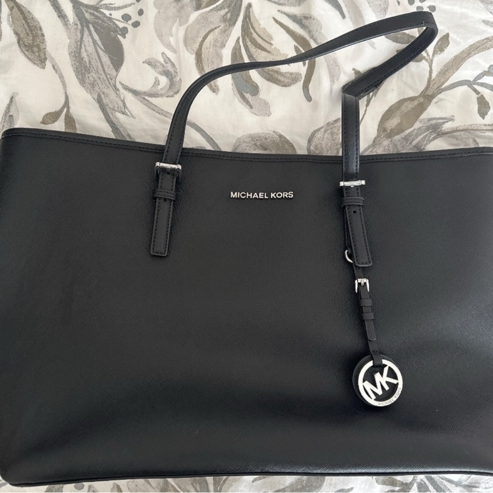 Michael Kors Classic Black Tote